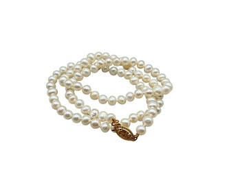 Petite Hand Knotted Pearls Necklace 14K Gold Clasp Vintage Off Round Small 5mm