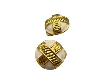 ANNE KLEIN AK Clip On Earrings Cream Enamel And Gold Tone Domed Round Gold Tone