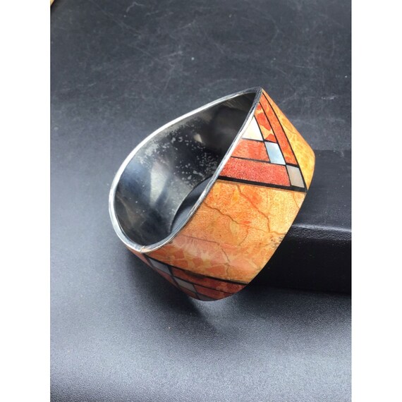 70s Apple Coral Sponge Inlay Bangle Vintage Geome… - image 4