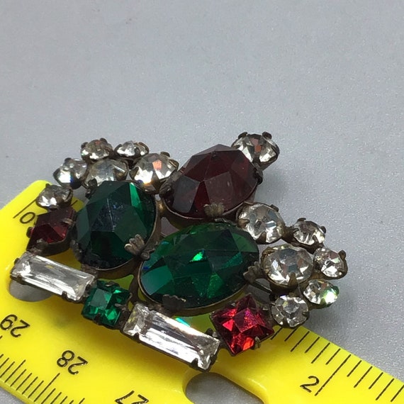 Vintage Crown Brooch Red Green Glass Stones Older… - image 9