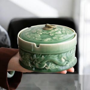 Vintage Ceramic Ashtray – Hand-Carved Desktop Ashtray | Unique Home Decor & Gift for Him