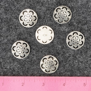 Snowflake Buttons Openwork Metal Silver Tone 7/8 Inch 22mm Shank Back ~ Great Detail