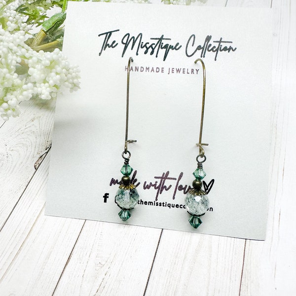 Pendientes de cuarzo fantasma, pendientes con cuentas de latón, pendientes de piedras preciosas de latón, pendientes de cristal Swarovski, pendientes verde salvia, joyas de latón