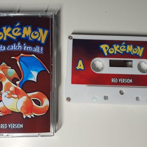 Cassette de la banda sonora del videojuego Pokémon Rojo, Azul y Amarillo, regalo de Nintendo Charizard Pikachu