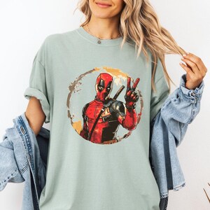 Camiseta Marvel Deadpool Victory, camiseta de superhéroe Deadpool con colores cómodos imagen 2