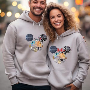 Star Wars Disneyland Sweatshirt, Minnie and Mickey Star Wars Hoodies, Couple Star Wars Sweaters, Matching Family Shirts, Star Wars Fan Gifts immagine 4