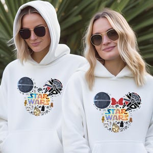 Star Wars Disneyland Sweatshirt, Minnie and Mickey Star Wars Hoodies, Couple Star Wars Sweaters, Matching Family Shirts, Star Wars Fan Gifts immagine 3