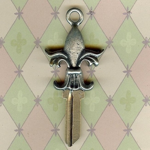 fleur de lis key...royal fleur de lis house key