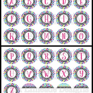 Puede incluir: Pegatinas de letras del alfabeto con dise&ntilde;o de cebra y lunares. Cada pegatina tiene un di&aacute;metro de 2,5 cm y presenta una letra diferente del alfabeto. Las pegatinas son perfectas para agregar un toque de personalidad a tus proyectos.