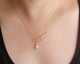 Gold Branch Necklace, Leaf Branch with Freshwater Pearl, Personalized Birthstone-Pearl, Bridesmaid Gifts, Christmas Gift, Bridal Jewelry