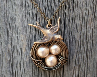 Bird Nest Necklace, Sparrow Necklace, Nest with 1, 2, 3, 4, 5 Eggs, Nest Necklace, Mother Gift, Mom Necklace, Baby Shower Gift