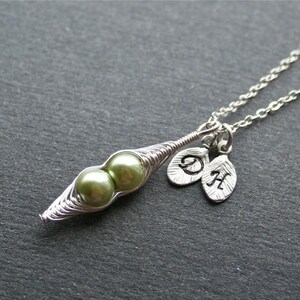 Pea Pod necklace, Mothers Jewelry, Three peas in a Pod, Personalized Pea pod Necklace with Initials, Gift for Mom, Mothers Day Necklace image 5