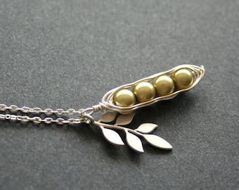 Peapod necklace, 4 peas in a Pod, Mothers Necklace, Personalized Birthstone Necklace, Leaf Necklace with Custm Pea Pod