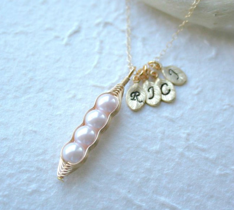 Pea Pod Necklace, Two Peas In a Pod, Gold Pea Pod Necklace, Initial Peapod Necklace, Mothers necklace, Peapod Jewelry, Daughter Necklace image 5