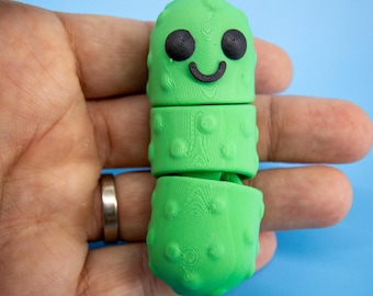 Pickle Fidget Toy Keychain: 3D Printed Articulated Sensory Stress Relief Tiny Food, Flexible Green Plastic