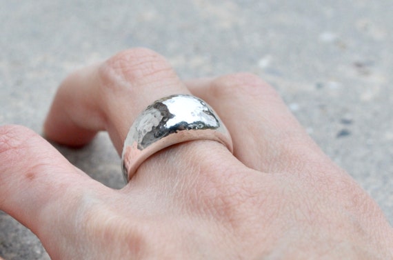 Hammered Sterling Silver Dome Ring~ Unisex Vintage Ring Size 5~Mid Century 925 Silver Dome Ring~925 Girlfriend Ring~925 men/'s pinkie ring