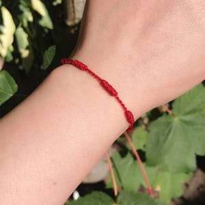 7 Knots Red Talisman Bracelet | Tibetan Buddhist Minimalist Karma Protection | Handmade Adjustable Waterproof Gift