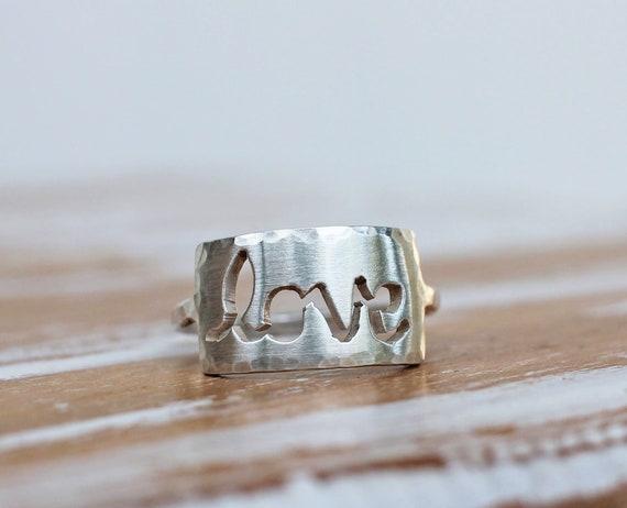 Love shop note ring