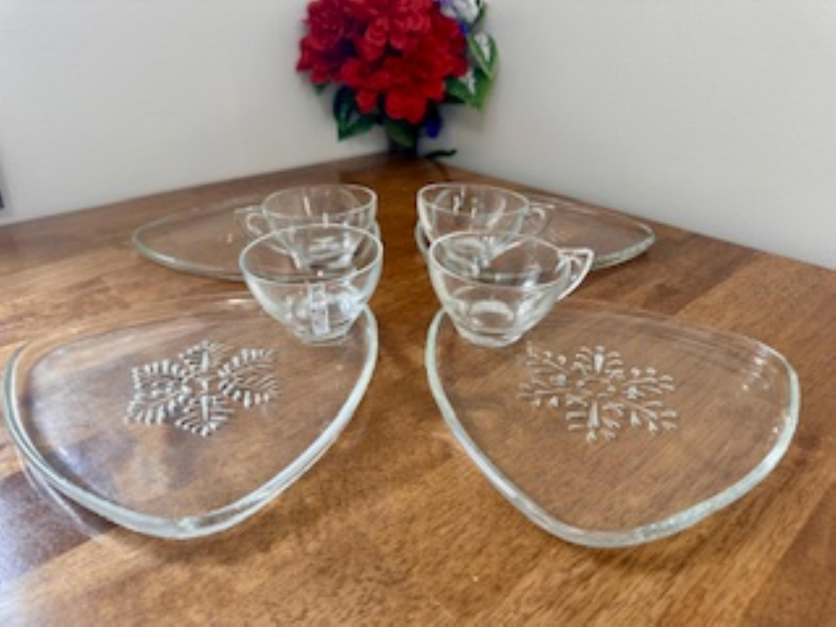 Vintage Indiana Glass Snowflake Smart Set Original Box 4 Snack