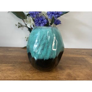 vintage Evangeline Ware Canada vase à glaçure goutte à goutte, poterie canadienne du milieu du siècle