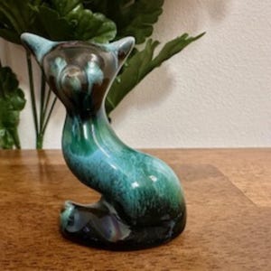 Vintage Blue Mountain Pottery Fox Figurine – Canadian Art Pottery Collectible