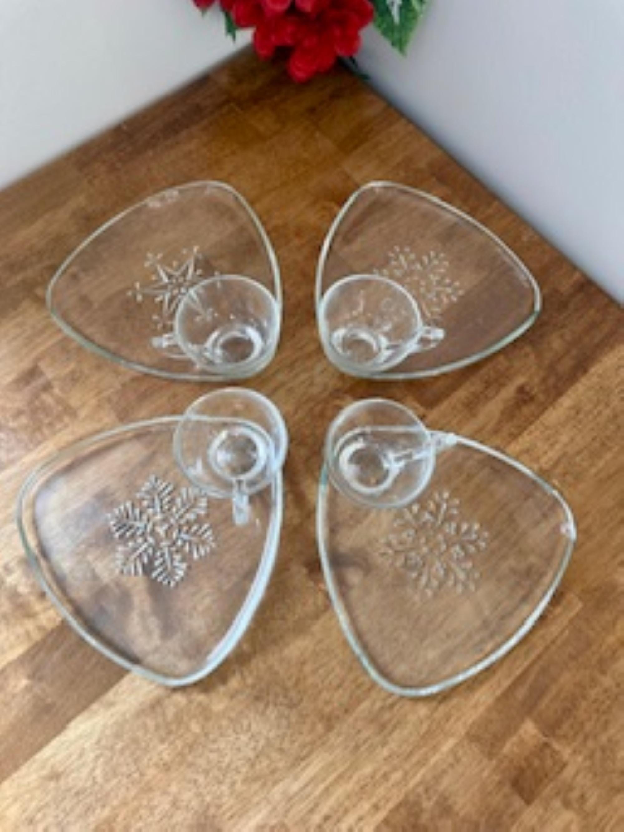Vintage Indiana Glass Snowflake Smart Set Original Box 4 Snack