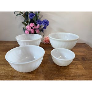 Fire-King Milk Glass Swirl Mixing Bowls Set of 4 Nesting Vintage Ovenware