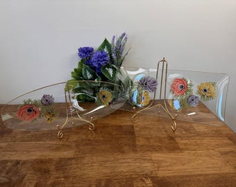 Pratos retangulares e ovais retangulares com borda dourada e estampa floral de anêmona da Chance Glass, estilo vintage, Reino Unido, meados do século XX.