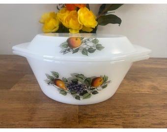 Vintage Arcopal France Fruits de France Milchglas Auflaufform Dish Deckel Ofen Schüssel
