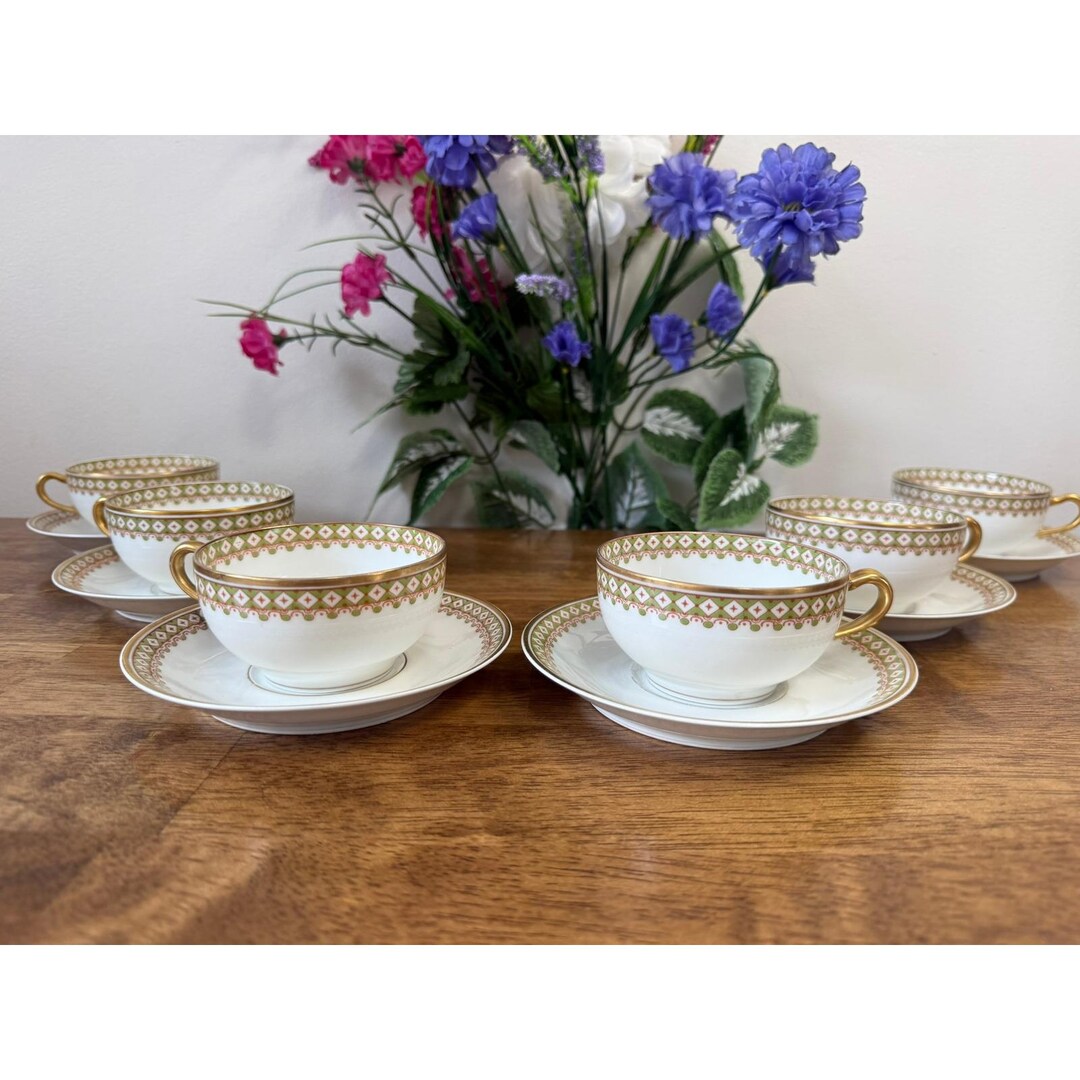 Theodore Haviland Limoges France Tea Cups and Saucers Green Gilt