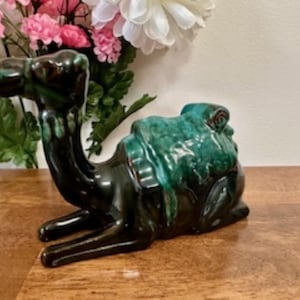 Blue Mountain Pottery Lying Camel Figurine – Vintage Canadian Ceramic