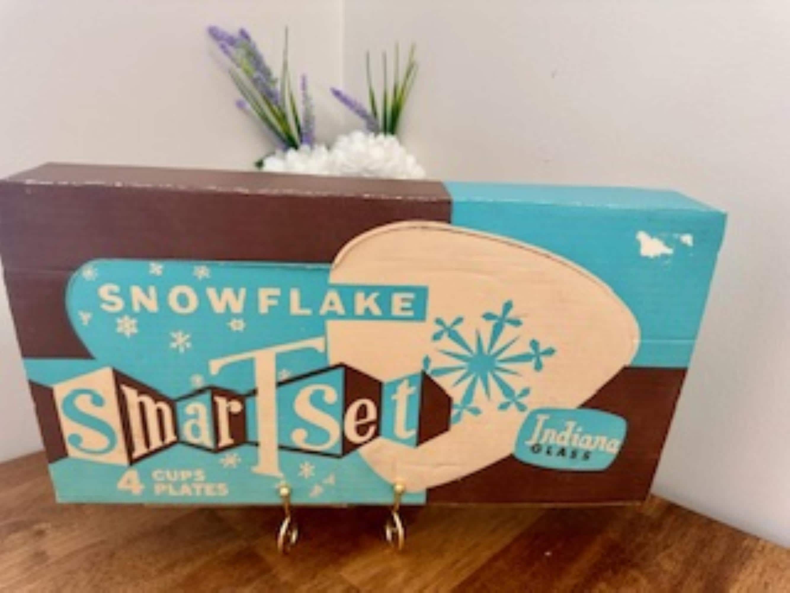Vintage Indiana Glass Snowflake Smart Set Original Box 4 Snack
