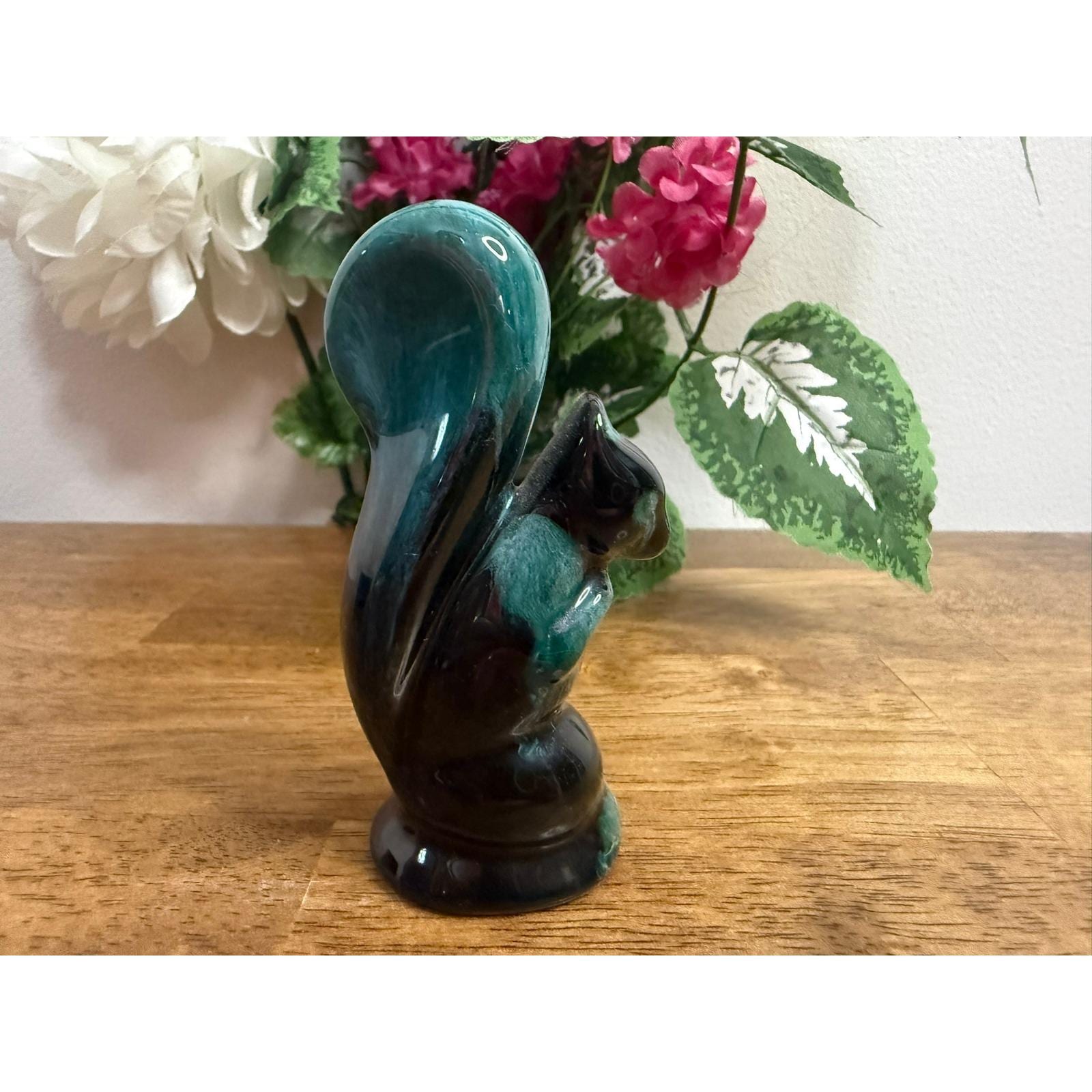 Vintage Blue Mountain Pottery Squirrel Figurine Canadian Studio