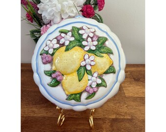White Le Cordon Bleu 1986 Franklin Mint Oval Shaped Hand Painted