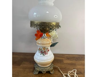Lámpara de huracán vintage de cristal opalino, lámpara de mesa eléctrica floral, decoración rústica de latón.