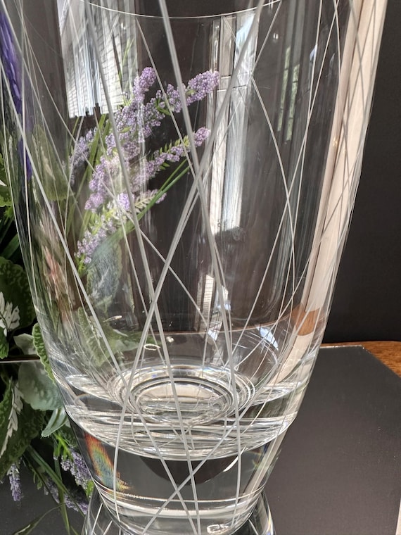 Cristal J.G. Durand France Cut Crystal Vase Criss-cross Etched