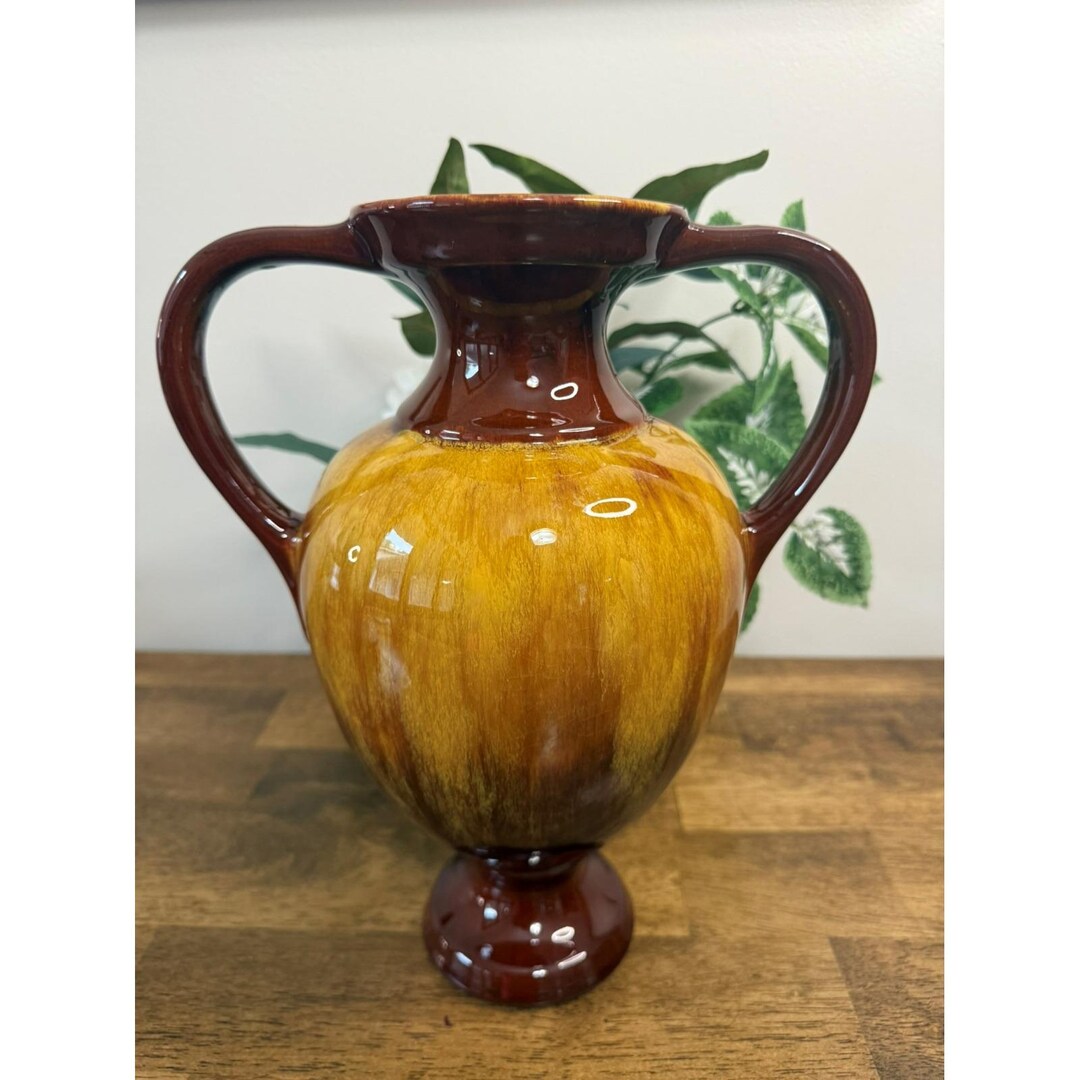 Vintage Blue Mountain Pottery Double Handle Vase Pottery Drip