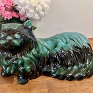 Blue Mountain Pottery Large Long-Haired Cat Figurine – Vintage BMP Canadian Pottery