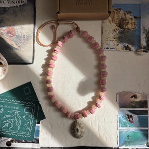 Currants Cea Shell Necklace - Wrasse