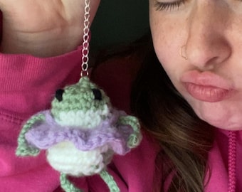 Crochet Frog Keychain: Handmade Amigurumi Plush with Outfit