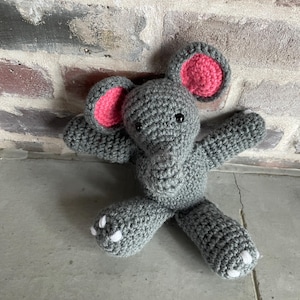 Cute elephant crochet plushy- Adorable plushy gift- Cute gift for kid- Gift for her- Gift for mom- Animal lover gift