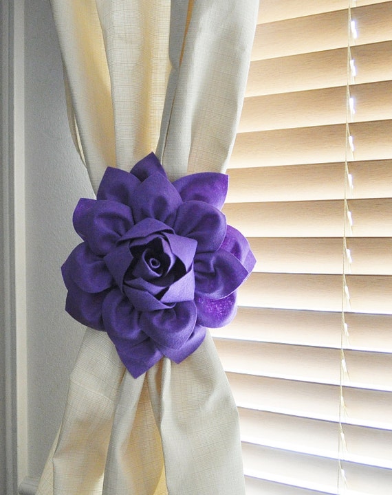 Flower Curtain Tie Backs Set Of Two Curtain Tiebacks Etsy