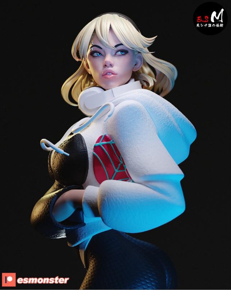 K&ouml;nnte beinhalten: Detaillierte Figur einer Figur mit blonden Haaren, blauen Augen und einem wei&szlig;en Kapuzenpullover. Die Figur hat ein schwarz-wei&szlig;es Outfit mit einem rot-wei&szlig;en Design auf der Brust. Die Figur ist vor einem dunklen Hintergrund platziert. Das Logo "esmonster" ist sichtbar.