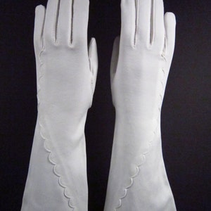 48g 6-Vintage cutscalloped overlay white dressprom gloves-13 inches long