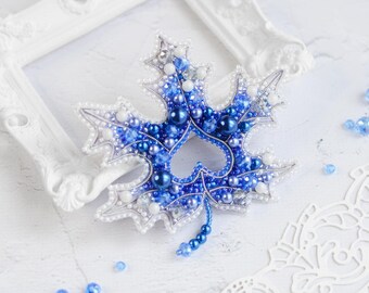 DIY Winter Brooch Beading Kit "Frosty Aurora" – Maple Leaf Bead Embroidery Kit | Handmade Jewelry Craft Kit | Czech Beads & Velour