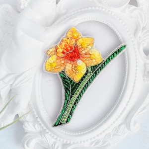 Beaded Brooch Kit &#39;Narcissus&#39; – DIY Beaded Embroidery Kit, Handmade Jewelry Kit, Beadwork Brooch, DIY Craft Gift for Jewelry Lovers