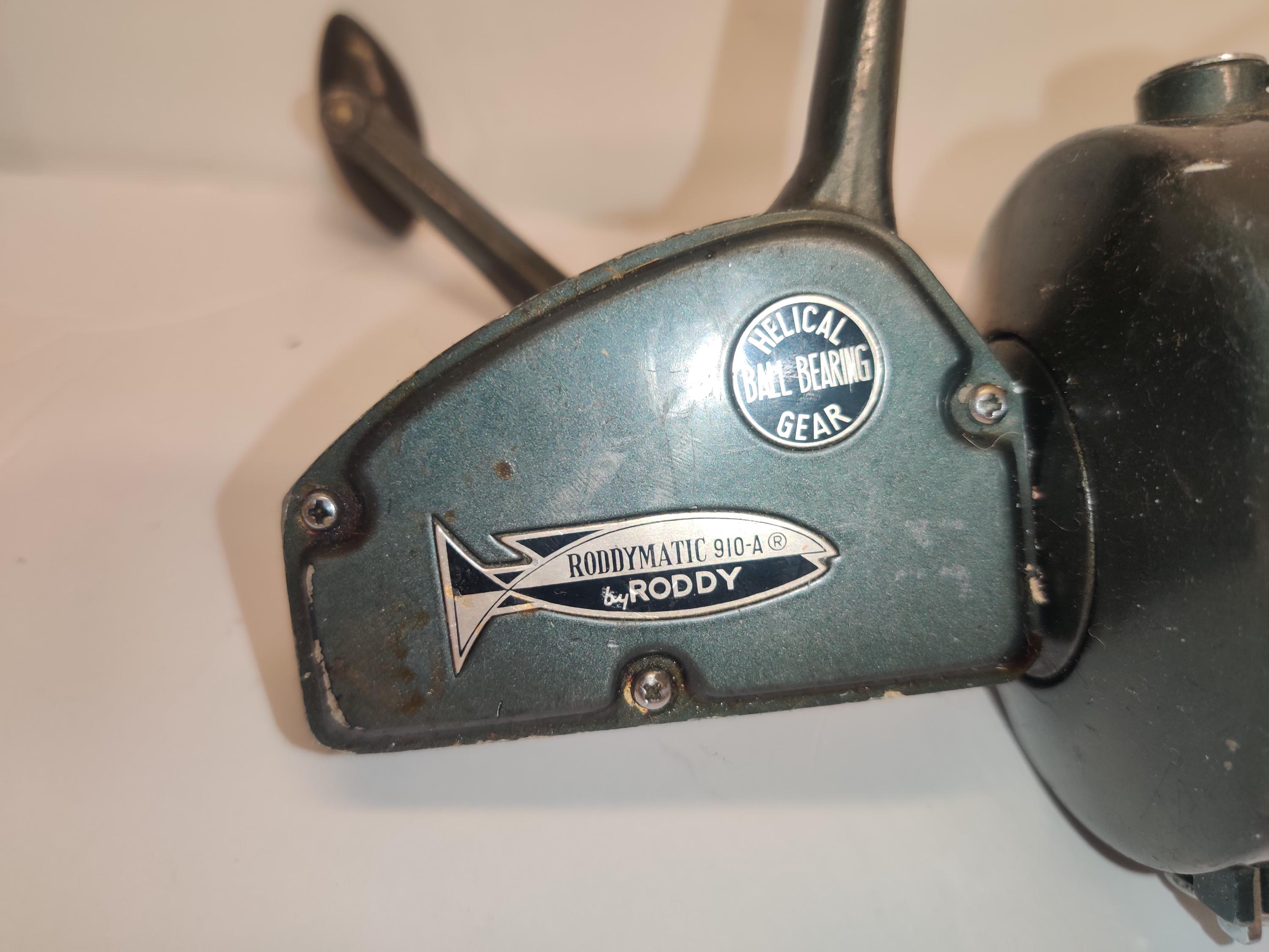 Roddy RODDYMATIC 910-A Vintage Fishing Reel - Etsy Roddy RODDYMATIC 910-A Vintage Fishing Reel - Etsy