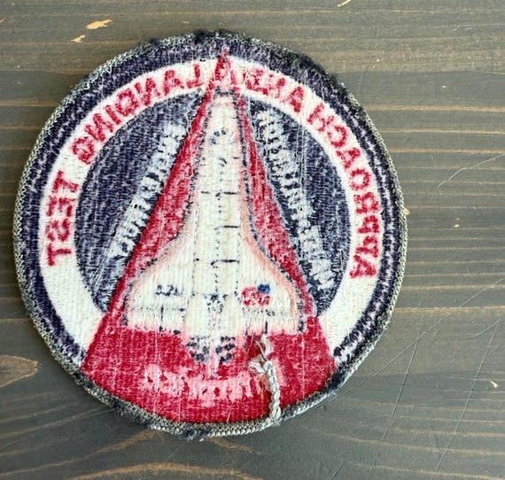 Vintage NASA commerative patch - image 2