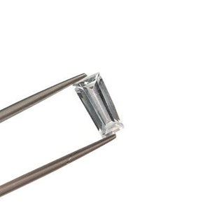 1mm - 3,75mm Tapered Baguette Längen Weißer Zirkonia 10 Stück Pakete