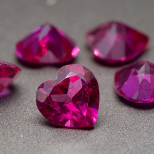Heart Shape Pink Colored Synthetic Corundum (Dark Pink Sapphire Color) - Various Sizes (1 Piece)